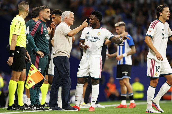 Mourinho Defends Vinicius After Rough Treatment